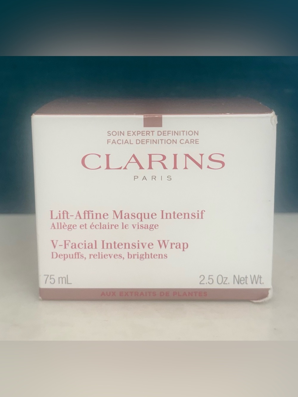 Clarins V-Facial Intensive Wrap/Depuffing face mask - MSRP $75